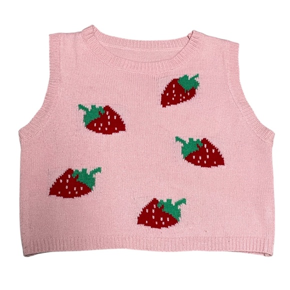 Gyaru Style Pink Strawberry Print Knit Sleeveless Top Size Large - Picture 1 of 6